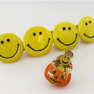 VTG Smiley Face Accessory Lot Of 2 - Hair Clip & Halloween Pumpkin Lapel Pin